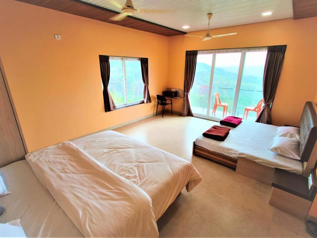 Paramount 3 Ac Bedrooms Hall Garden With Lake View Panchgani Exterior photo
